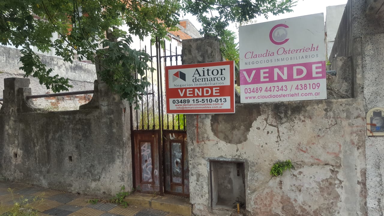 Terreno libre, centro de Campana se vende!