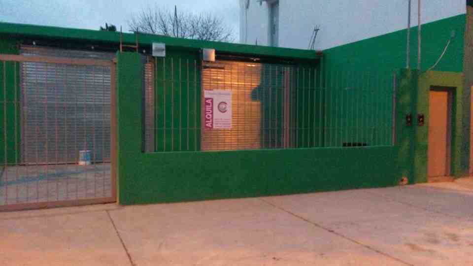 Local en Alquiler en Campana (Barnetche 2283)