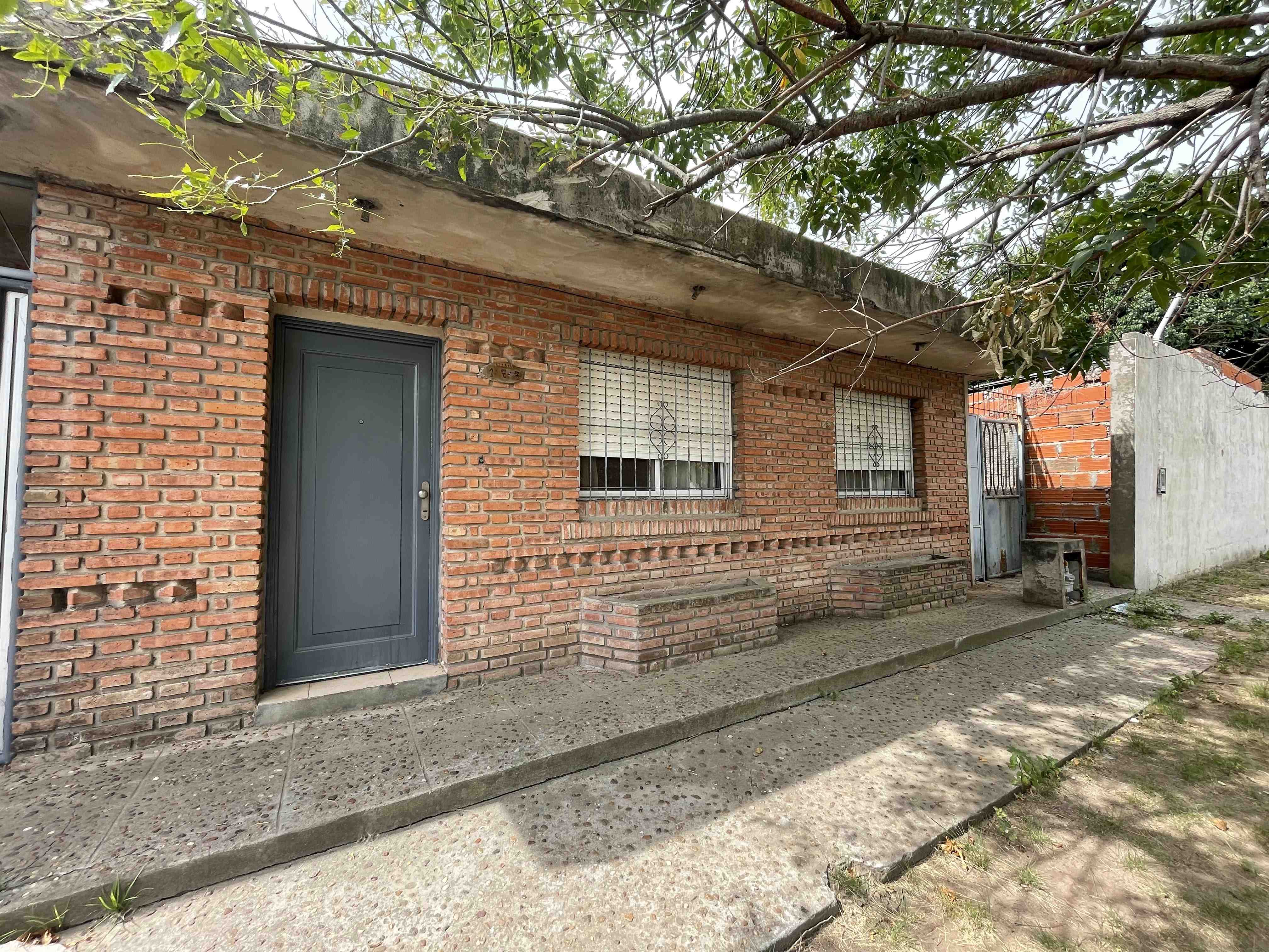 Casa en venta, zona residencial.