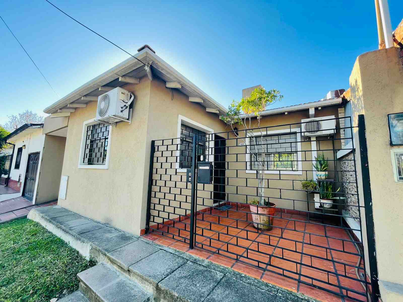 Casa en venta, Barrio Bco. Pcia.