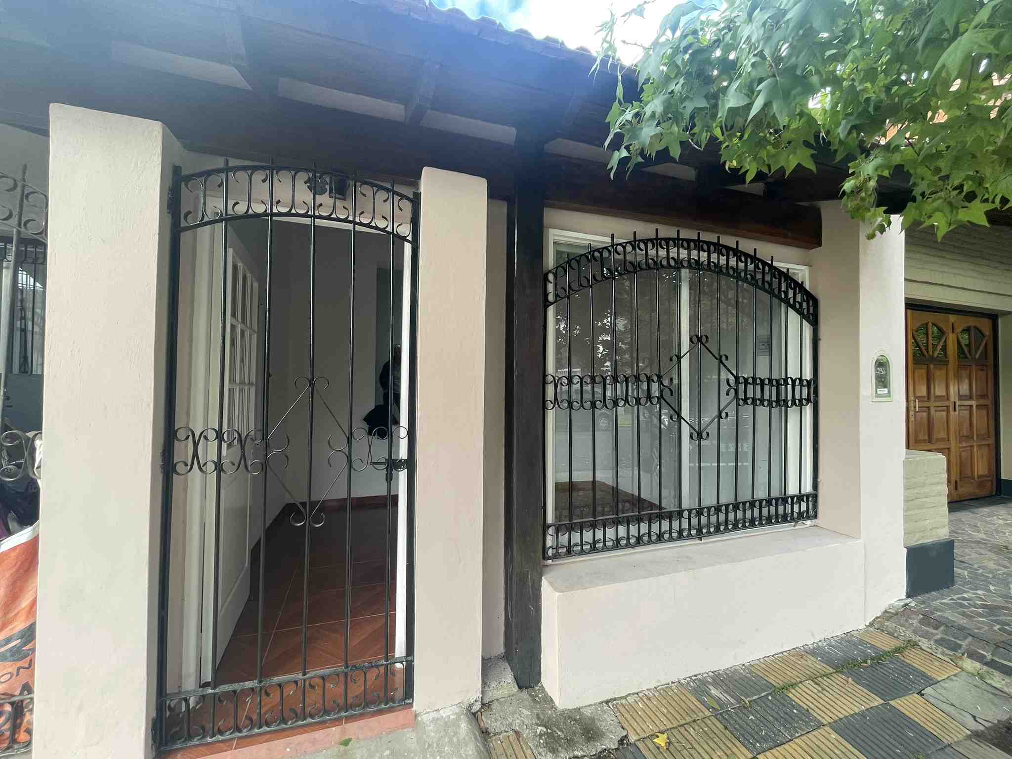 Oficina en Alquiler en Campana (Las Heras  378)