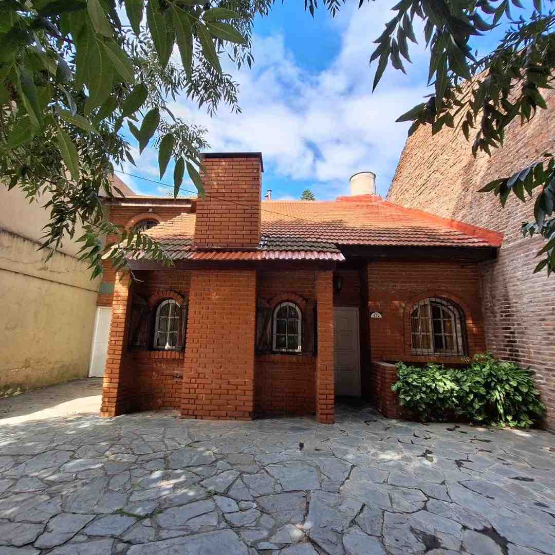 Casa en Venta en Campana (Berutti  974)