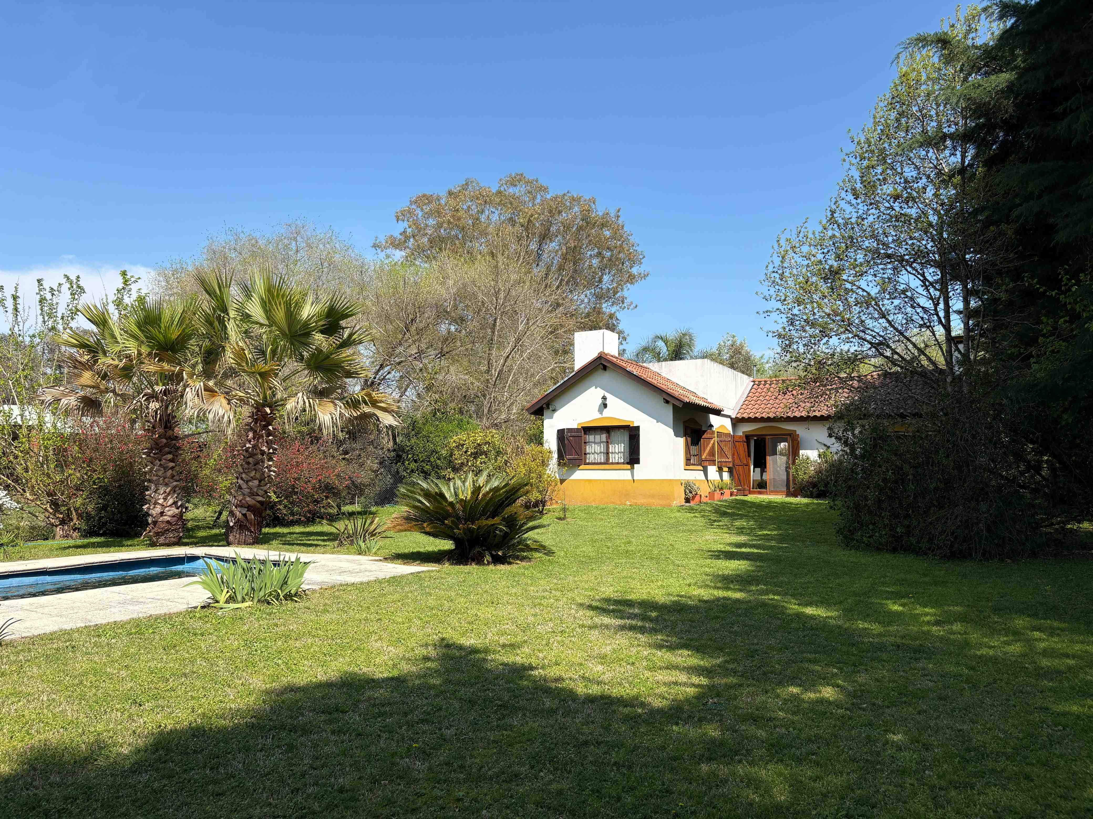 Casa en Venta en Campana (llao llao 206)