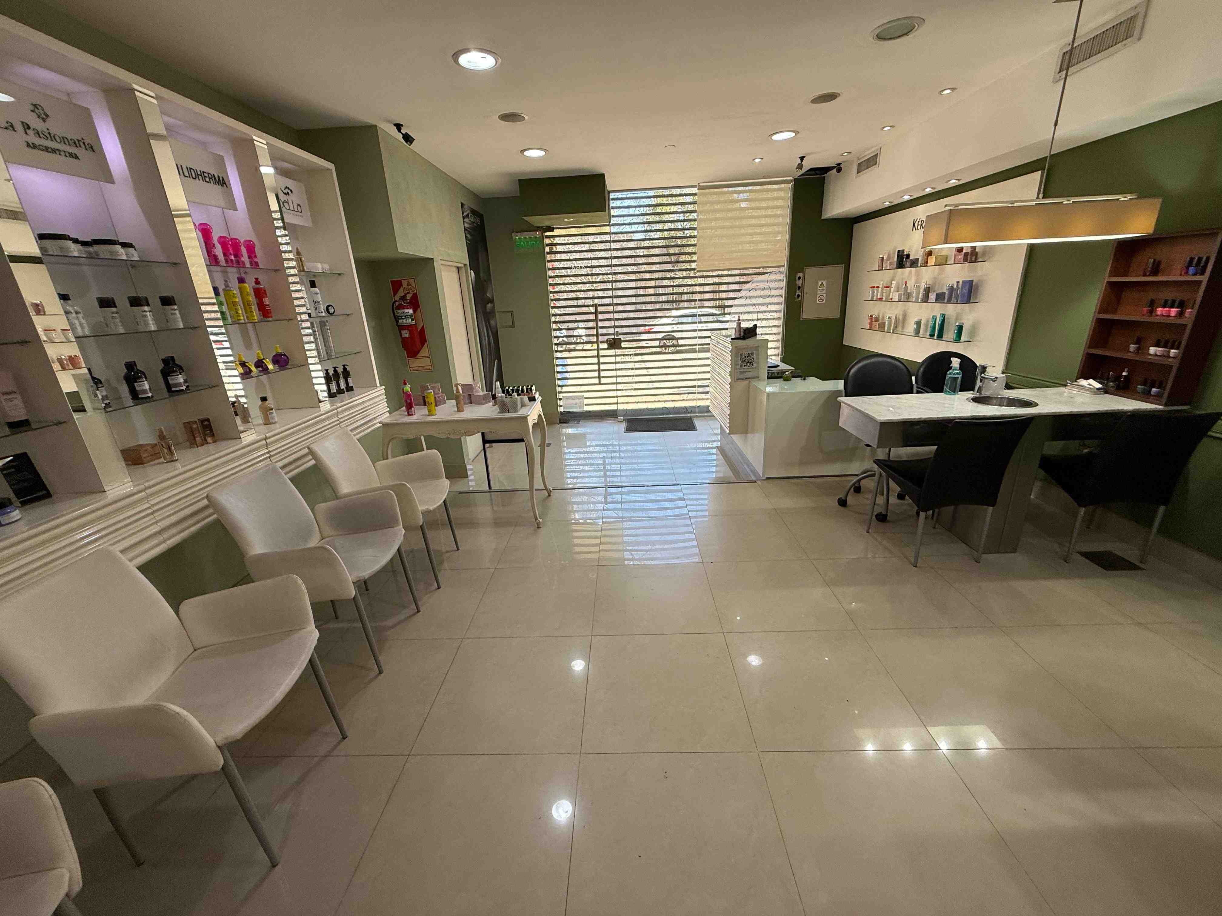 Local en Alquiler en Campana (Castelli 464)