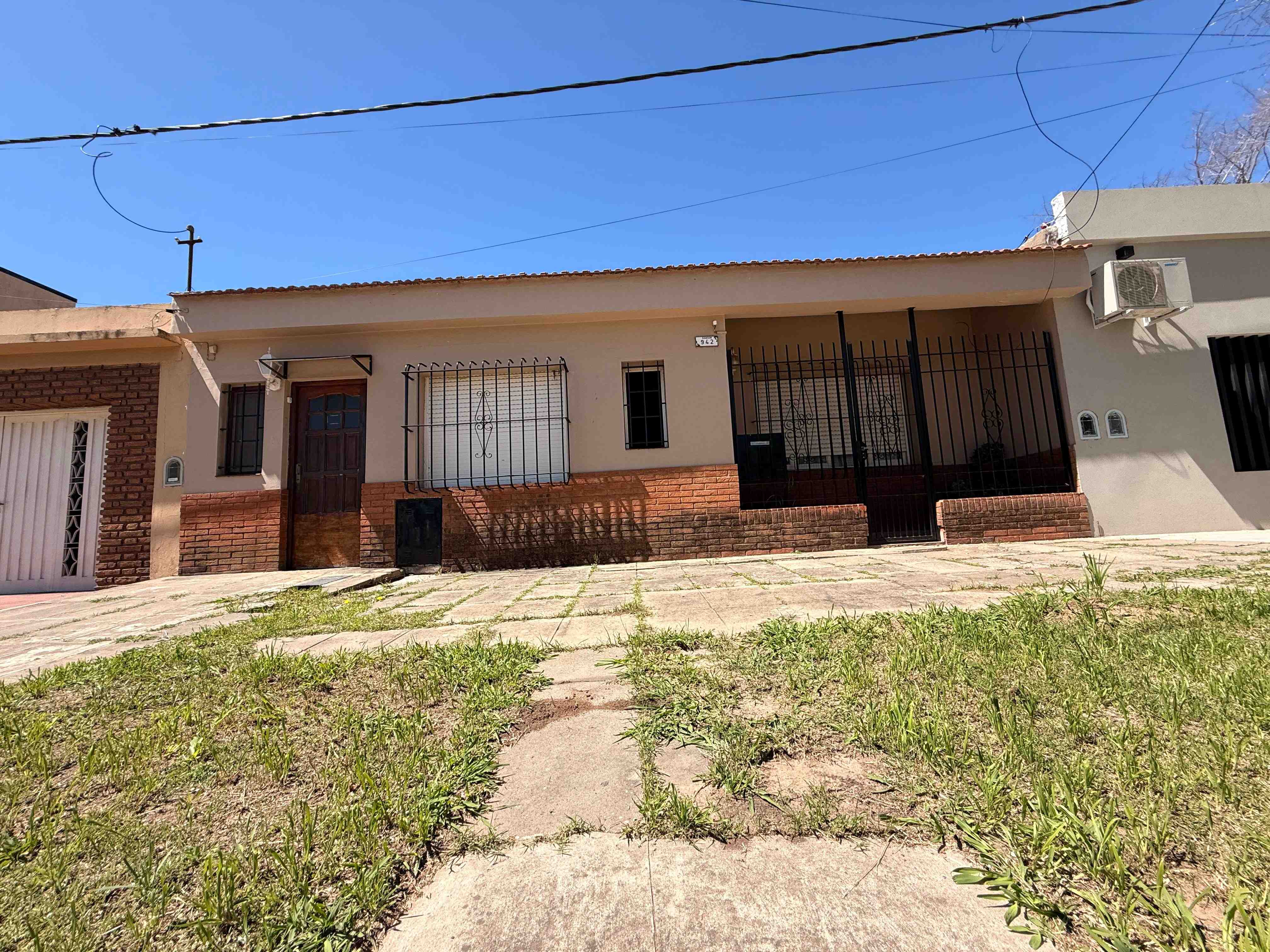 Casa en Venta en Campana (Rawson  942)