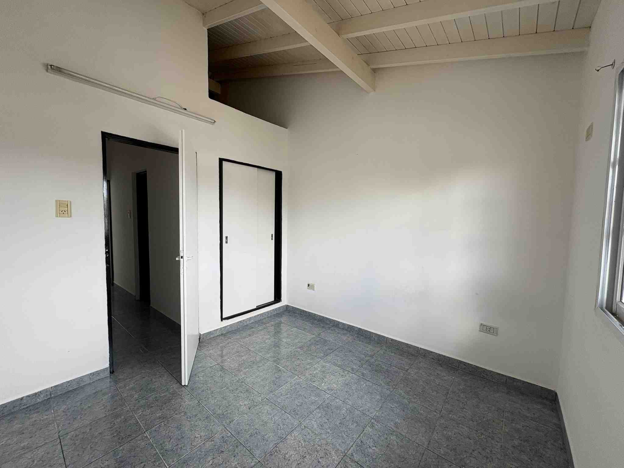 Duplex en Alquiler en Campana (Sin nombre  2221)
