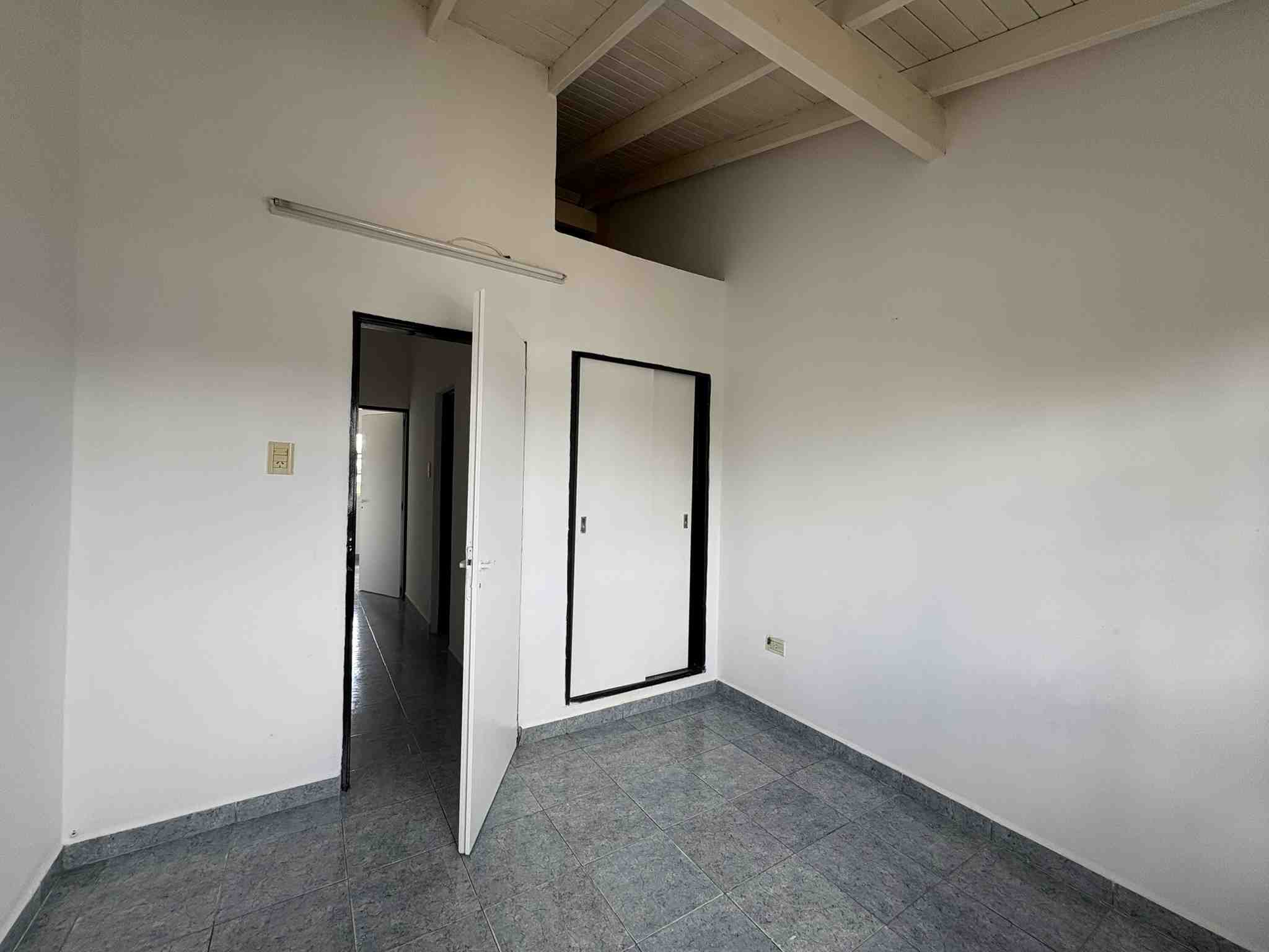 Duplex en Alquiler en Campana (Sin nombre  2221)