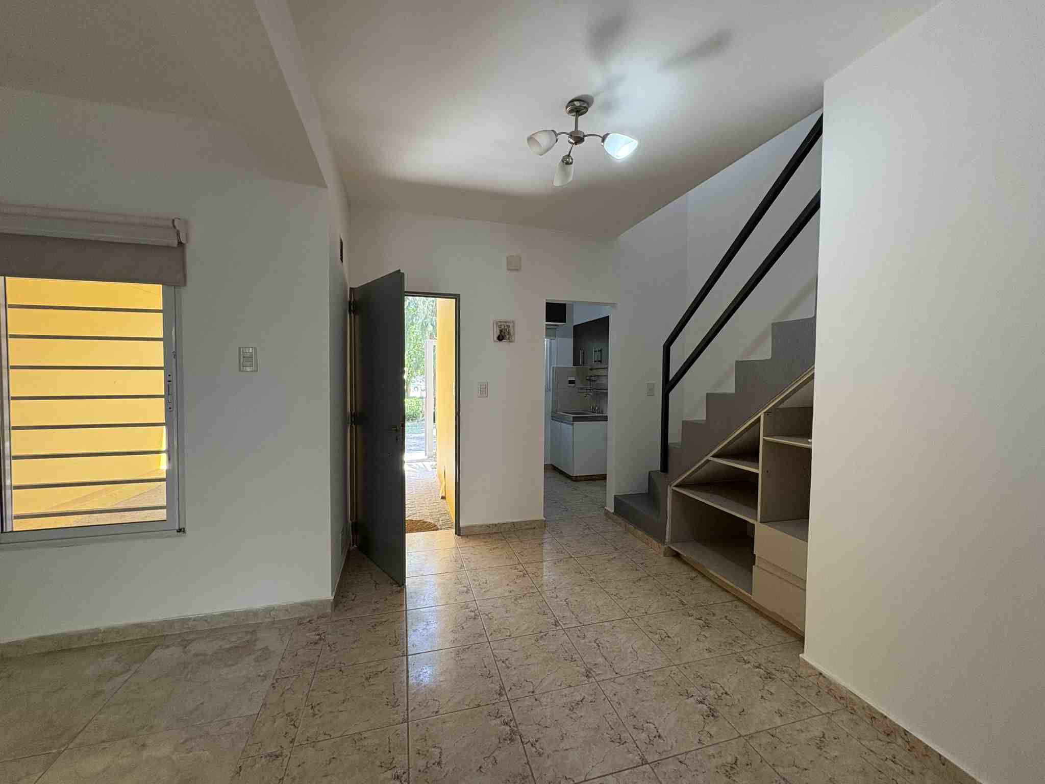 Casa en Alquiler en Campana (Saubaber 432)