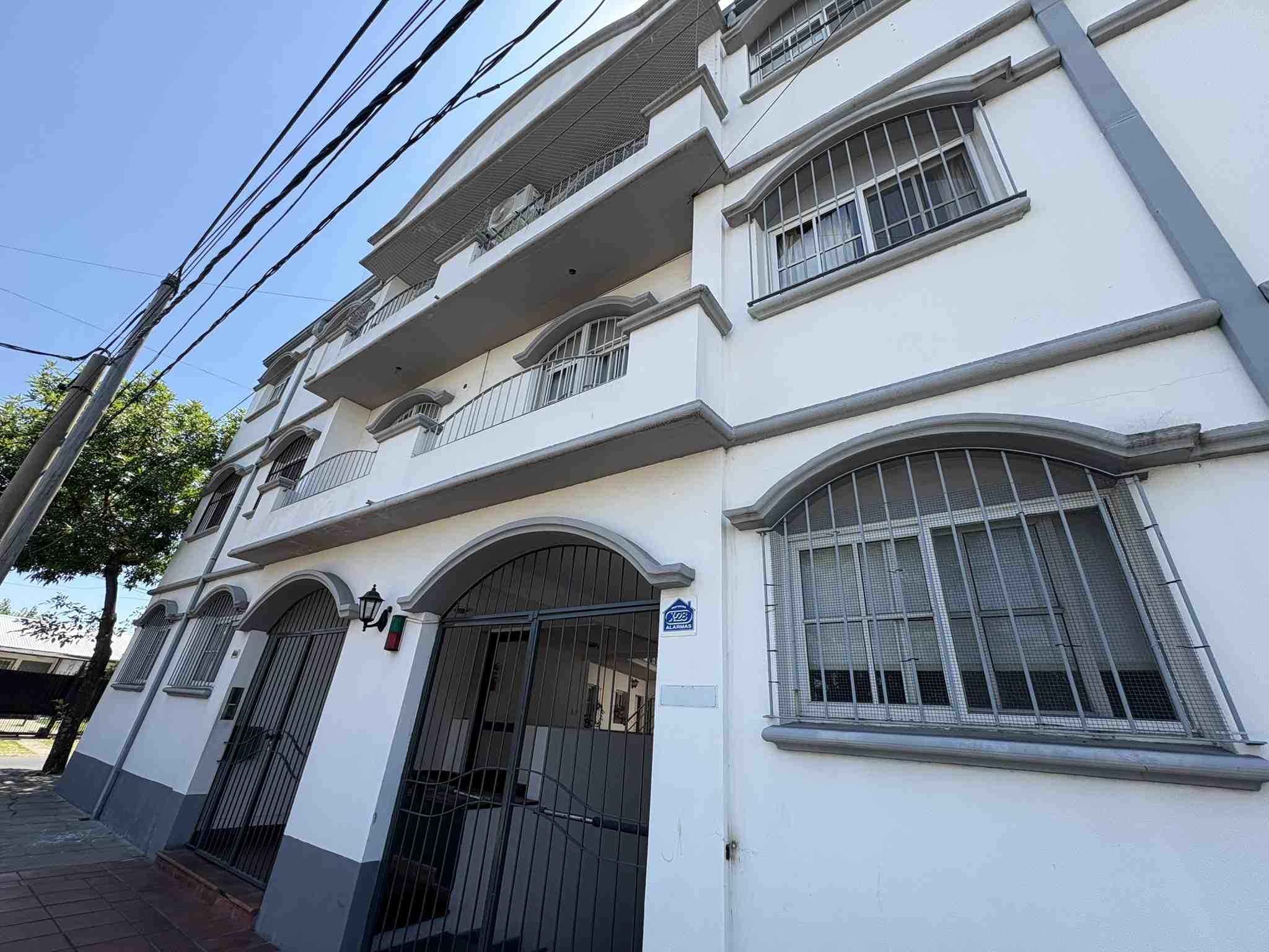Departamento en Alquiler en Campana (Dorrego  444)