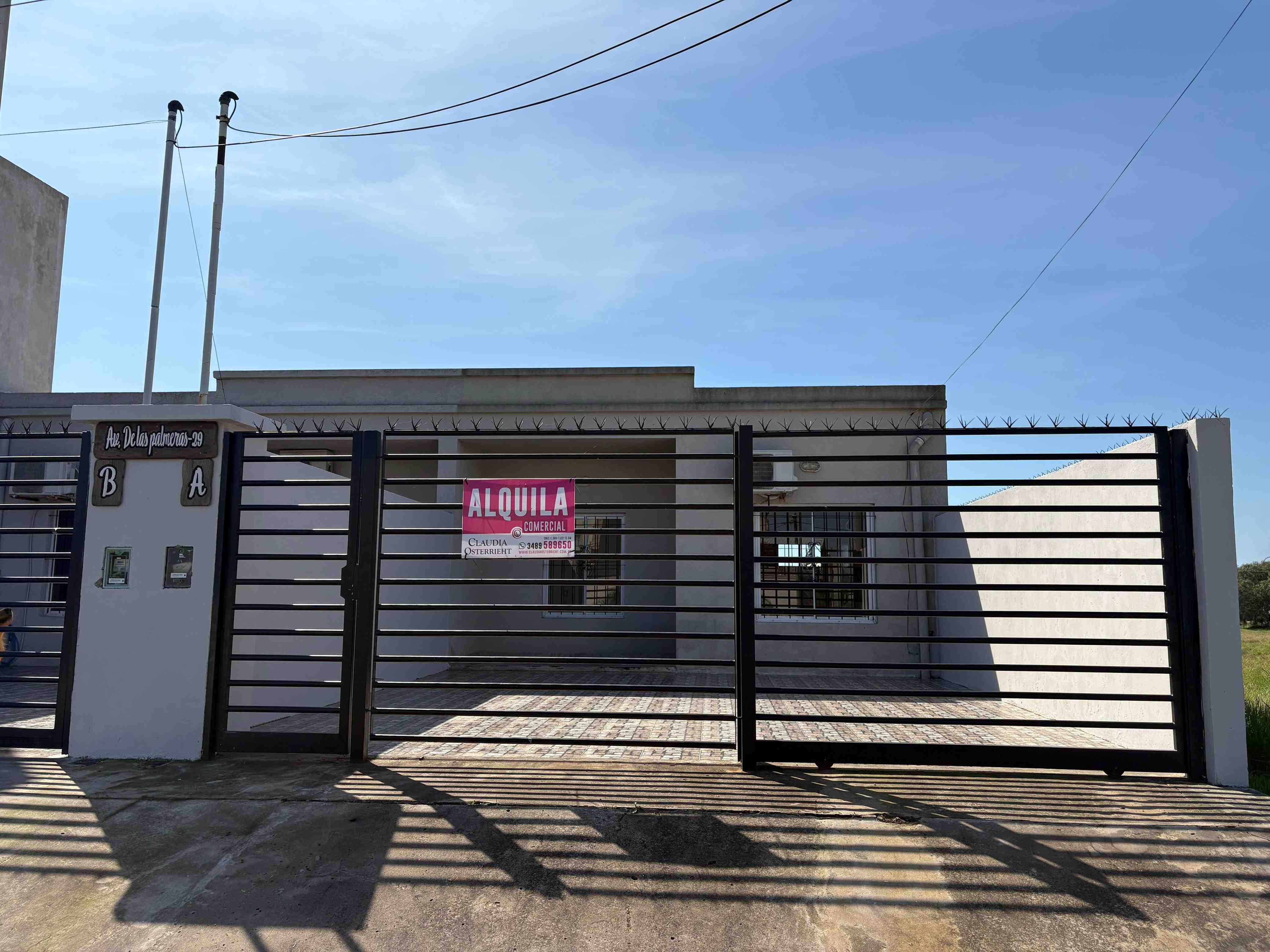 Duplex en Alquiler en Campana (Av. Las Palmeras  29)