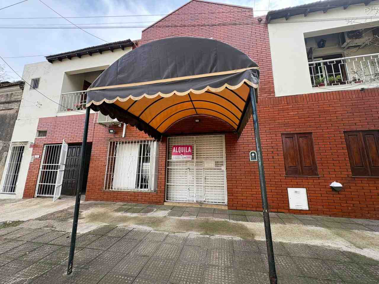 Local en Alquiler en Campana (Ameghino  475)