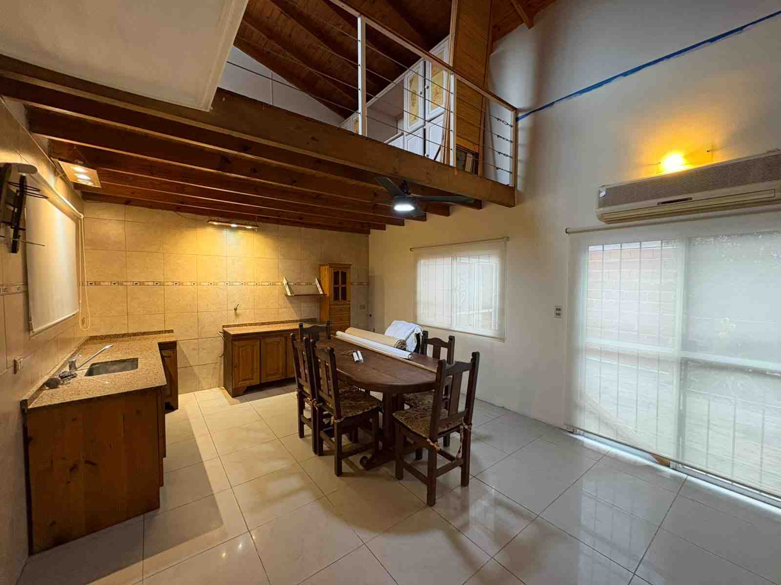 Casa en Alquiler en Campana (Cuelli  5517)
