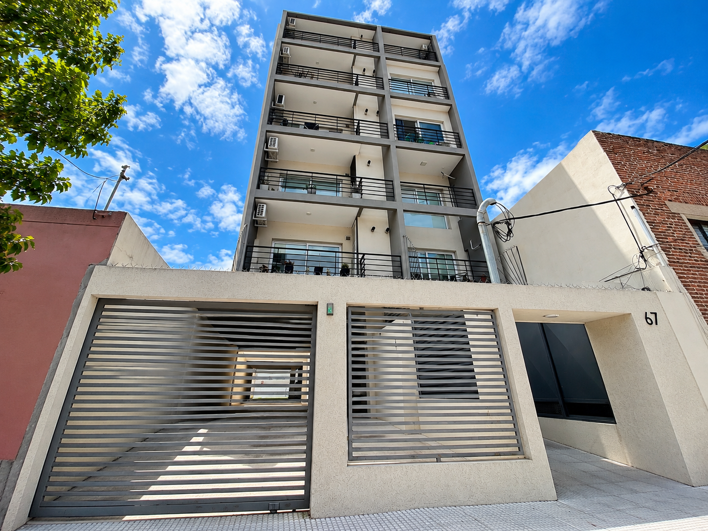 Departamento en Alquiler en Campana (San martin  678)