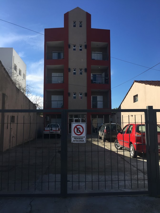 DEPARTAMENTO A LA VENTA PLANTA BAJA